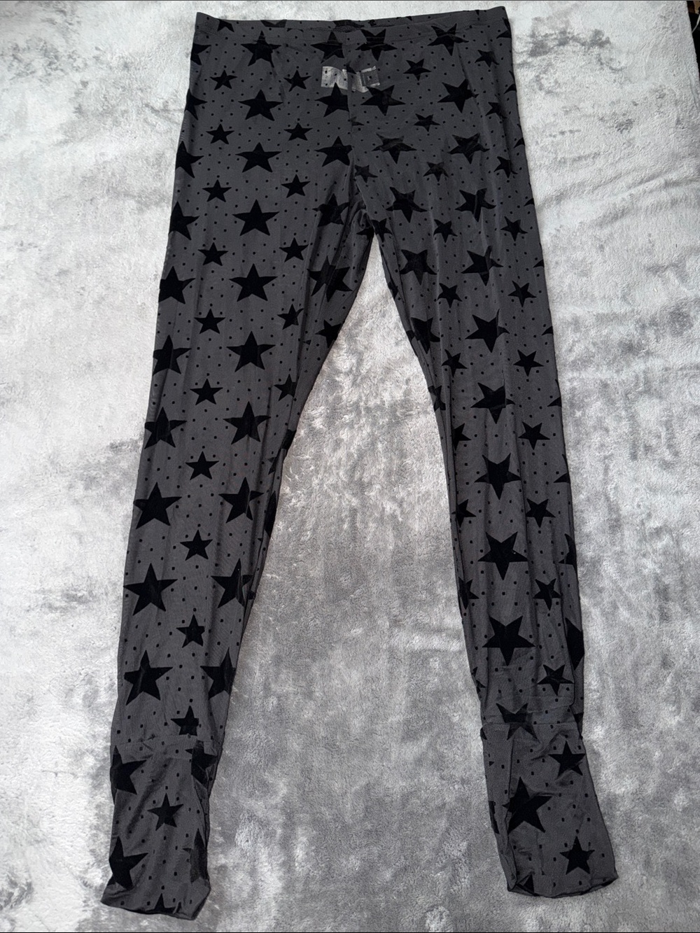 SHEIN Gray Leggings with Black Star Pattern